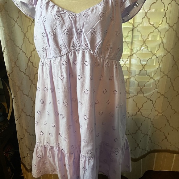 SO Jr Sundress Lilac Eyelet fabric Back Smocking Lined Flutter Sleeves JR XL NWT - Picture 2 of 5